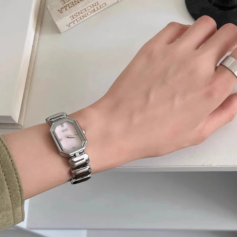 Orologio da donna classico di tendenza elegante semplice blu trasparente 2025 orologio al quarzo impermeabile regalo di compleanno