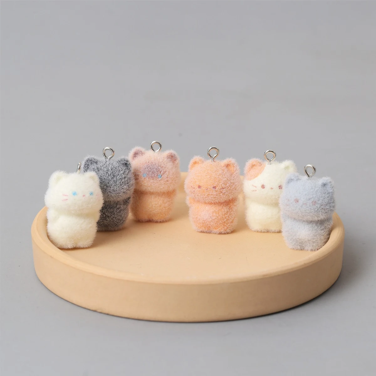 30Pcs Kawaii Flocking 3D Kitten Resin Charms Fluffy Animals Cat Earrings Pendants for Keychains DIY Jewelry Making Accessories