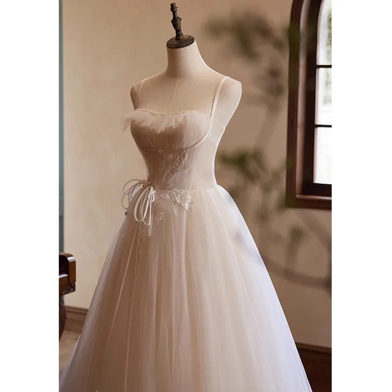 فساتين زفاف الأميرة الفرنسية الرجعية بسيطة الشمبانيا زهرة الدانتيل السباغيتي حزام حزب اللباس الدانتيل يصل فستان سهرة مخصص