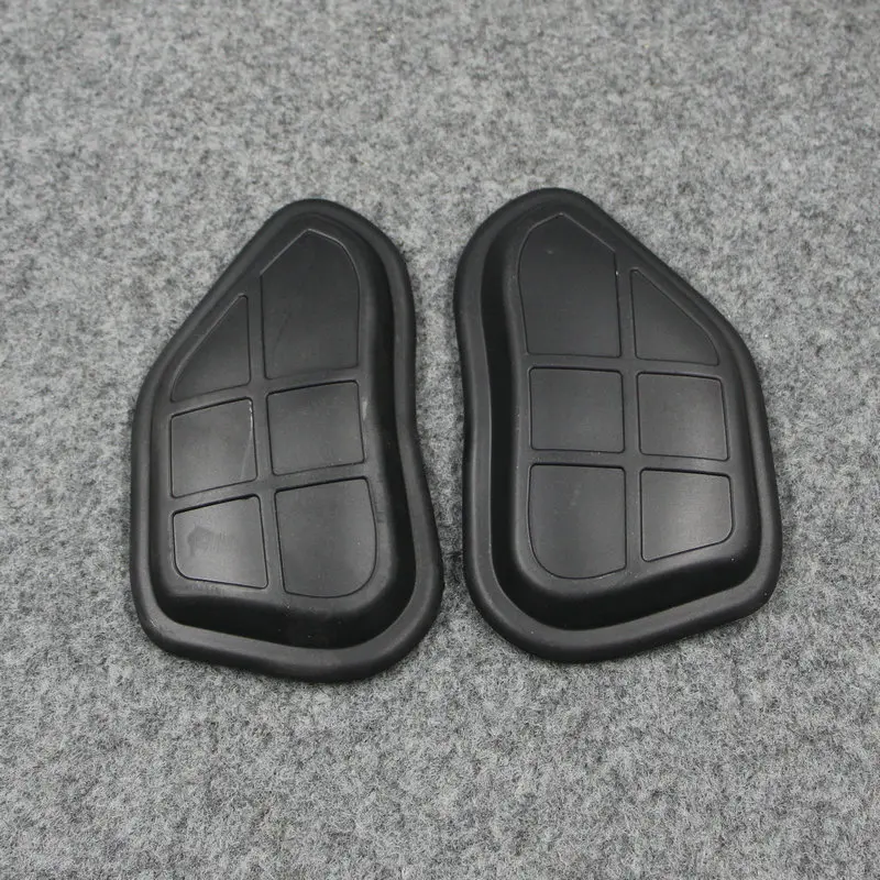 Apply to Audi A4 B8 A5 Engine blockage cover Wheel rotation blocking cover Dust cover Cover on shock absorber