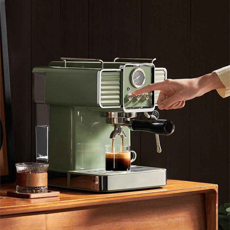 

Кофеварка для эспрессо 1,8 л, кофемашина на 15 бар с паровой палочкой для приготовления латте, эспрессо, капучино