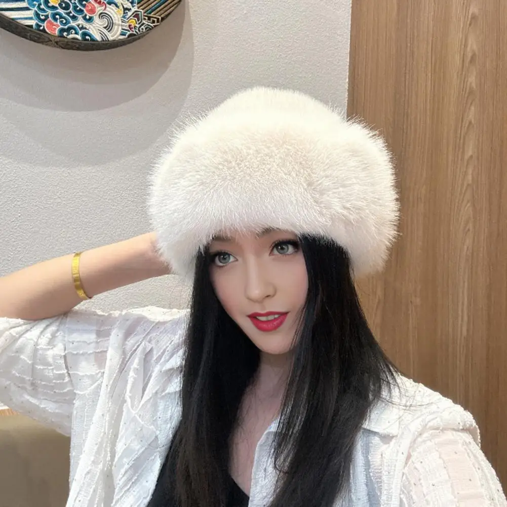 Windproof Beanie Luxurious Faux Fur Winter Hat for Women Windproof Mongolia Style Bucket Hat with Heat Retention for Outdoor