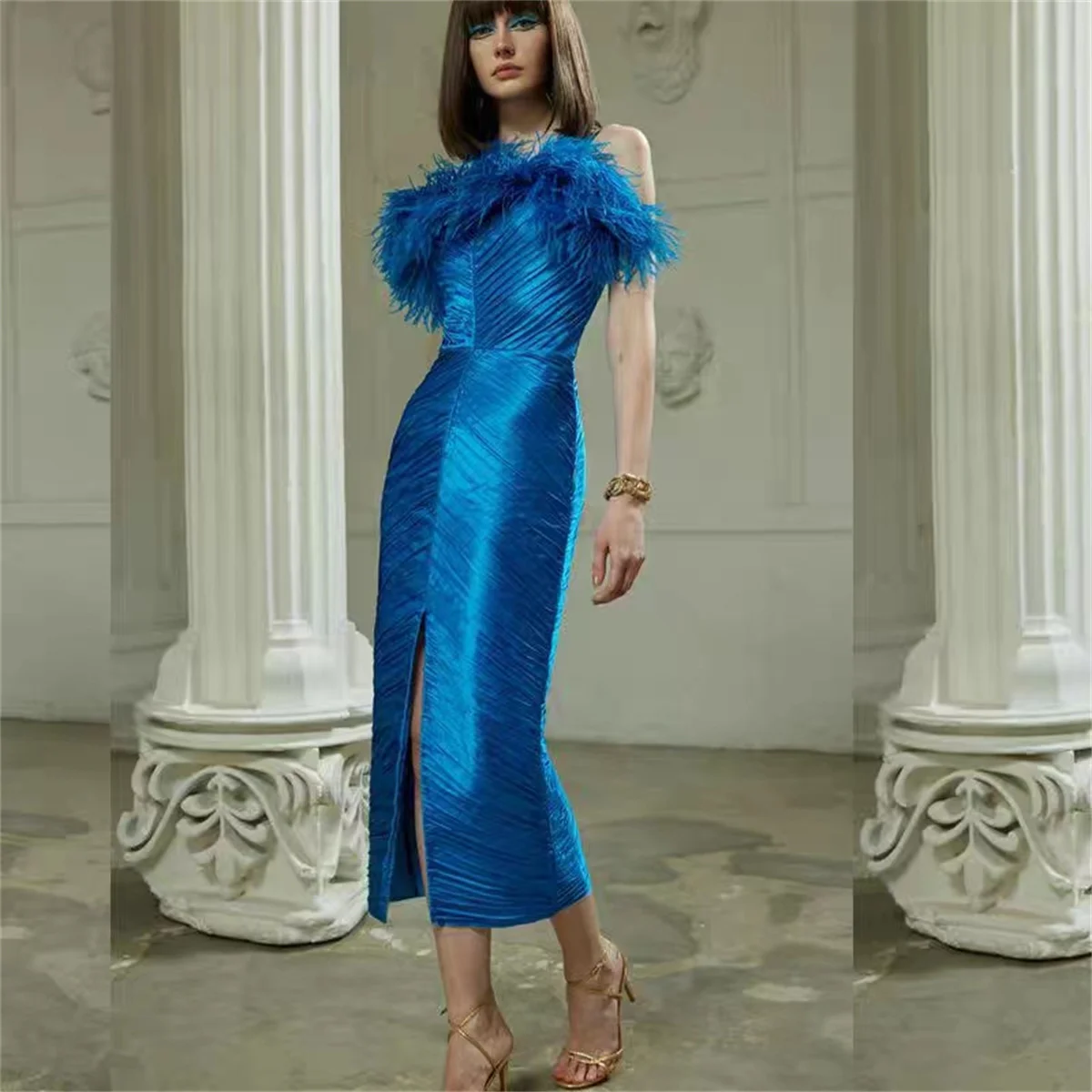 2023 Custom Evening Ball Formal Special Occasion Flat Collar Feather Split Knee Length Elegant Satin فساتين مناسبة رسمية