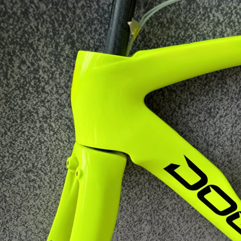 

Road Bike Frame F14 Carbon Bike Frame Bicycle Frame Neon Green Glossy/Matte Bike Frame Fit Di2 Made in Taiwan