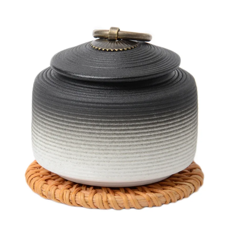 Classical Ceramic Tea Pot Black and White Food Sealed Household Stoneware Nut Candy Storage with Lid Kitchen Container