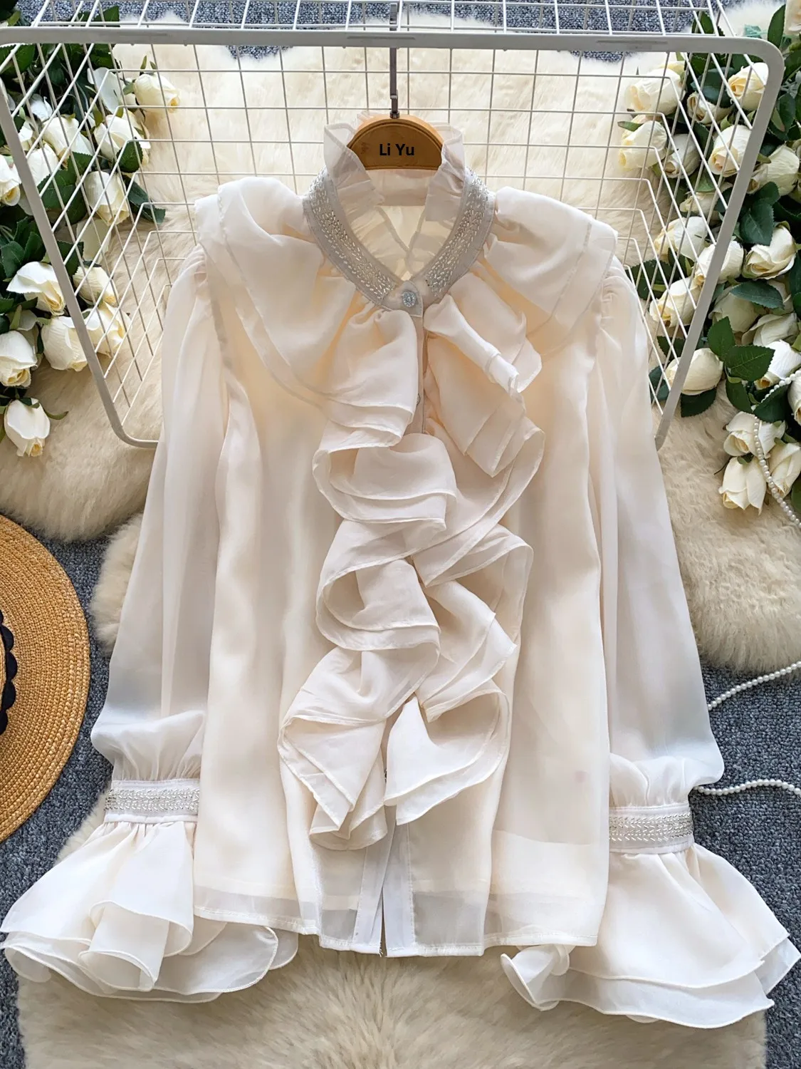 

Ele Embroidered Bead Stand Collar Bell Sve Me irt Women's Faionable Base irt Heavy Embroidery Lace Patchwork