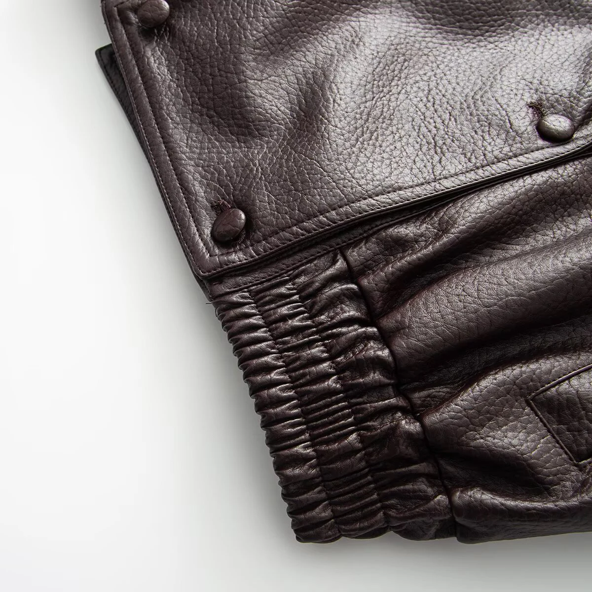 Jaqueta de Couro Imitação com Padrão de Lichia, Estilo Novo de Primavera para Mulheres, Moda Europeia e Americana, Versátil e Solta