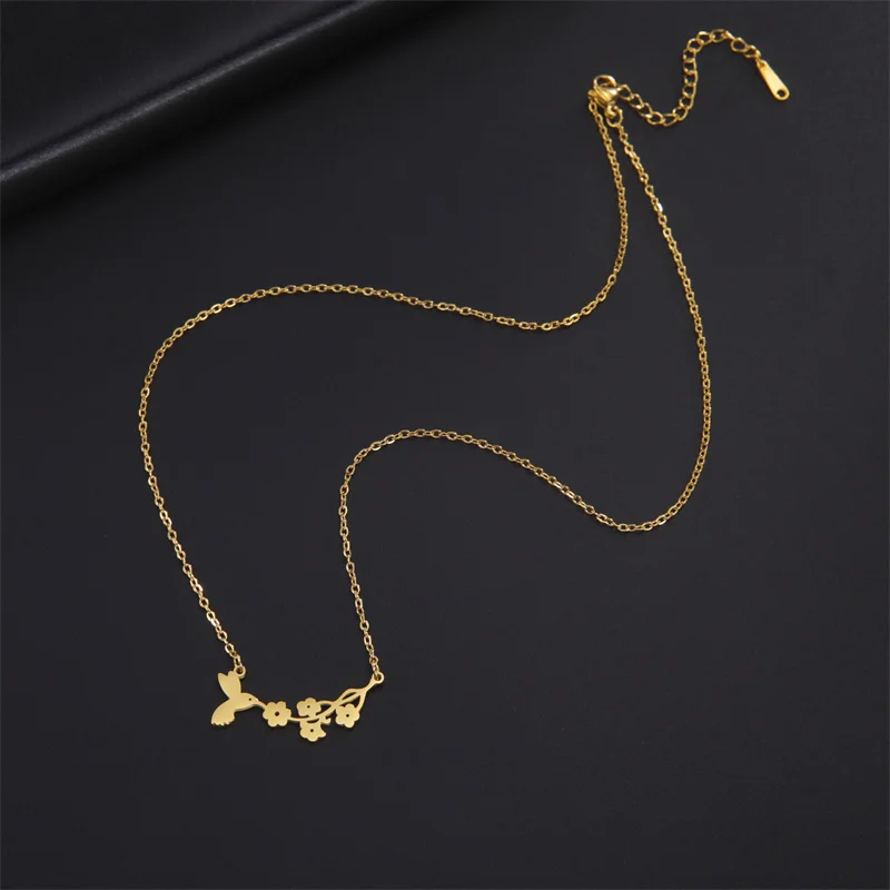 Klassische Goldfarbe Edelstahl Halskette für Frauen Kette Halsreif Mond Kaktus Anhänger Halskette Schmuck Geburtstags geschenk Großhandel – Detail 21