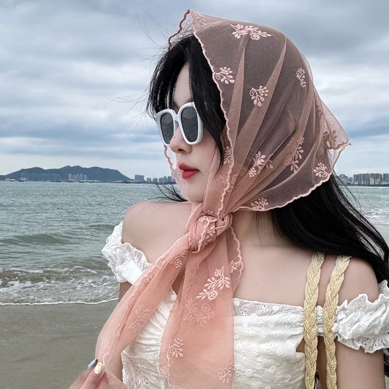 

Ретро-универсальный женский летний шелковый платок в стиле французской пастораль, солнцезащитный, для пляжа, большой квадратный, для защиты от солнца, шаль, головной платок