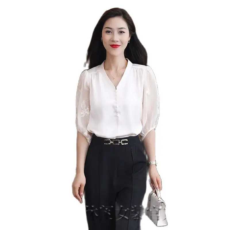 2024 Summer Women's New Fashionable Temperament Set Light And Thin V-neck Shirt, High Waisted Straight Leg Pants Two-piece Sets