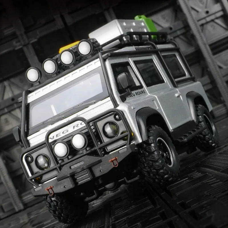 1:32 Land Range Rover Defender Van Alloy Camping Car Model Diecasts Metal Toy Off-Road Vehicles Car Model Sound Light Kids Gifts