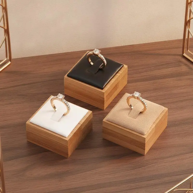 Ring Display Stands For Selling Square Bamboo Single Wood Ring Holder Organizer With Velvet Mat For Rings Trade