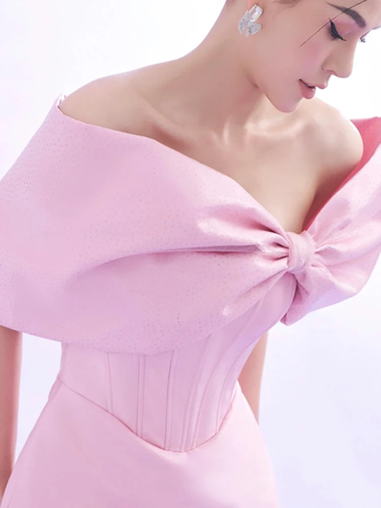 DEAT Elegant Dress Strapless Off Shoulder Asymmetric Big Bow Pink Women\'s Elegant Mini Dress 2024 Spring New Fashion 13DB3186