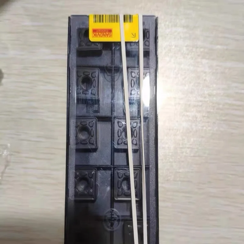 

Hard alloy cutting blades CNMG190616-PR 4335