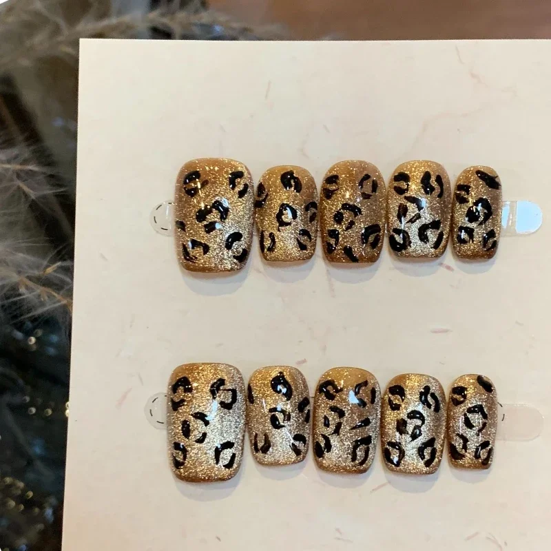 Leopard Print Press on Nails Glitter Cat Eye Fake Nails Short Square Handmade Fashion Fake Nails with Glue Full Over Nail Tips