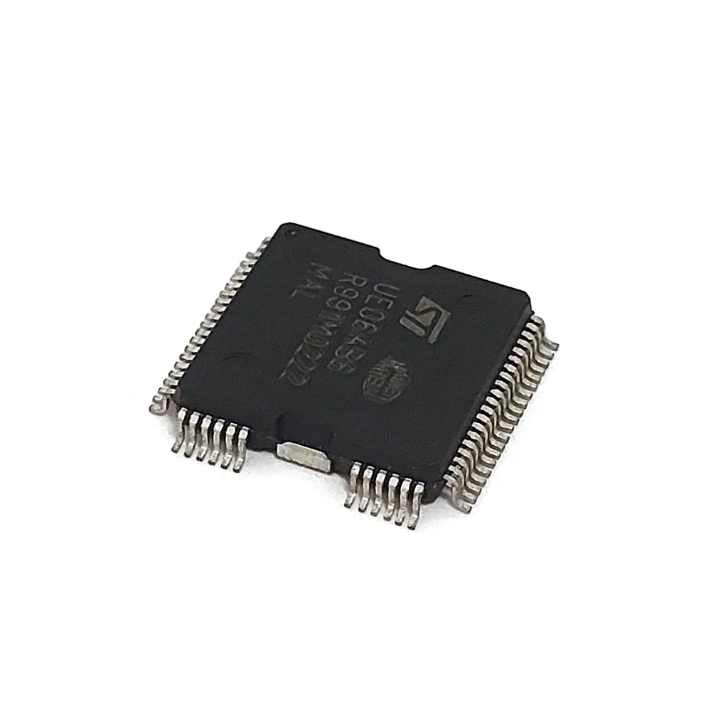 Pacote UE06AB6: QFP-64