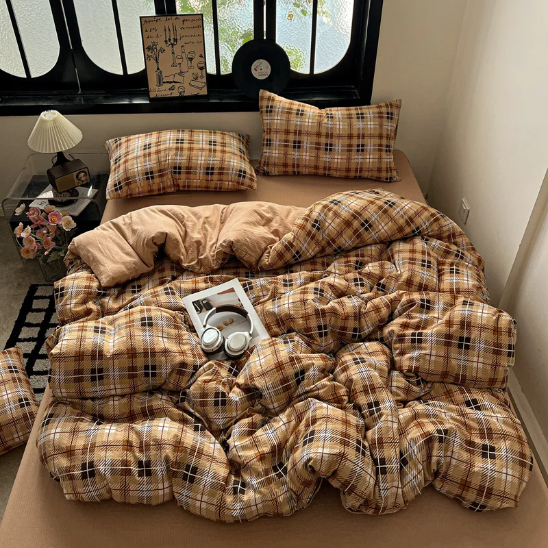

Retro Geometric Printing Bedding Set Striped Plaid Soft Fitted Sheet Duvet Cover Set Cozy Skin-Friendly All-Season Home Textile