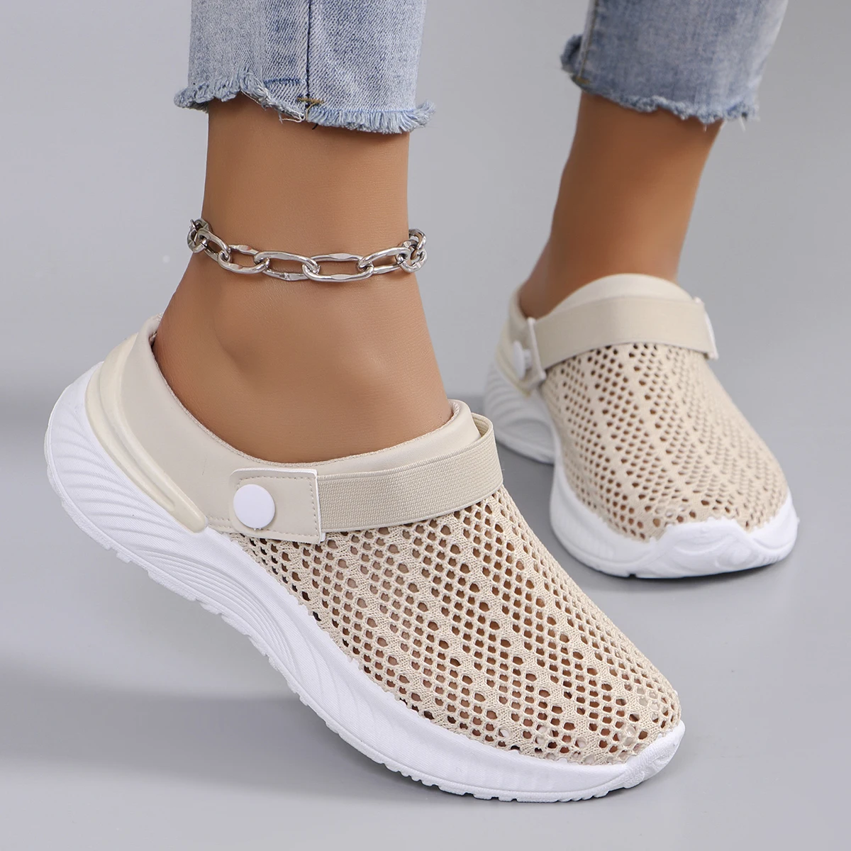 Spring new women\'s sports shoes, fashionable, breathable, lightweight, non-slip, wear-resistant, casual sports shoes, flat shoes