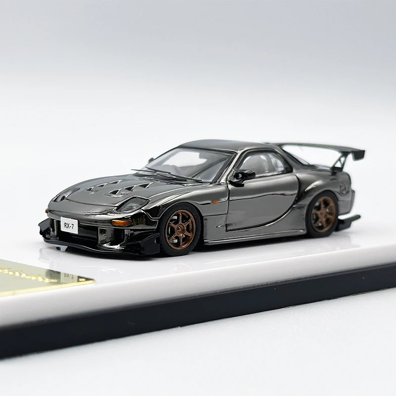 

В наличии MC 1:64 RE Amemiya RX7 FD3S коллекционные игрушки из хромированного серого литых моделей автомобилей