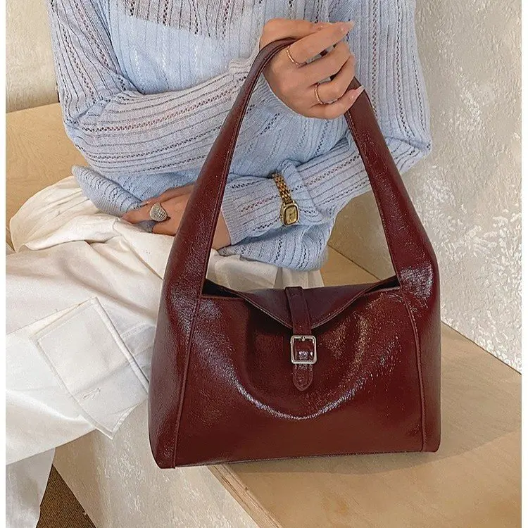 

2026 New Retro Casual Personality Niche High-end Casual American Bucket Bag Versatile Shoulder Armpit Bag