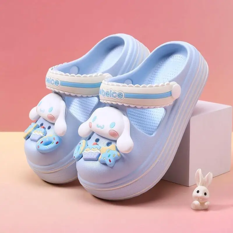 

Girls Breathable Garden Slippers Girls Summer New Gradient Color Beach Shoes Fashion Korean Children Soft Soled Indoor Sandals