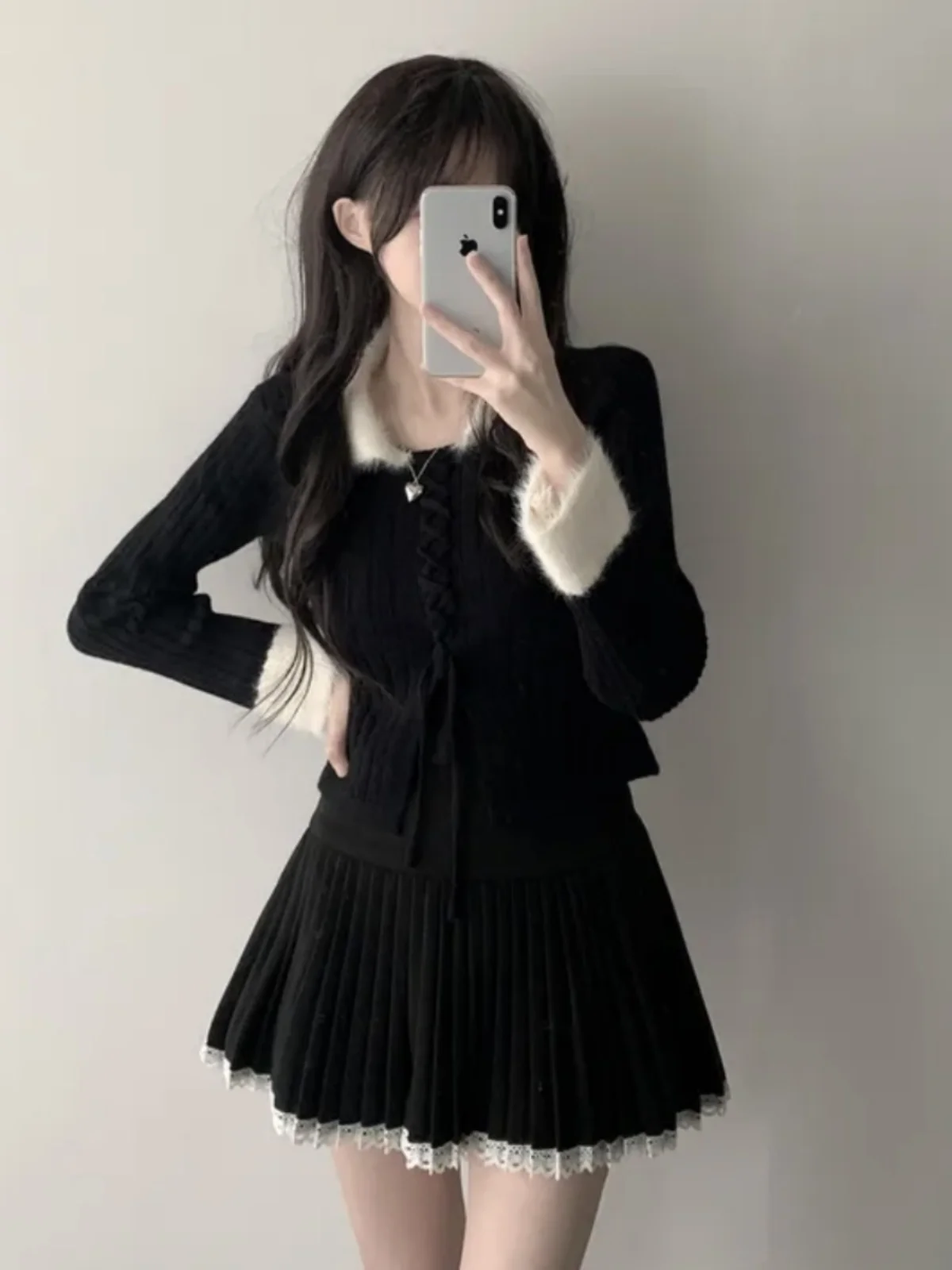 

Chic ort Knitted Sweater Women's Slim Fit Korean Sle Faionable Design Spring New Arrival Premium Feeling Top