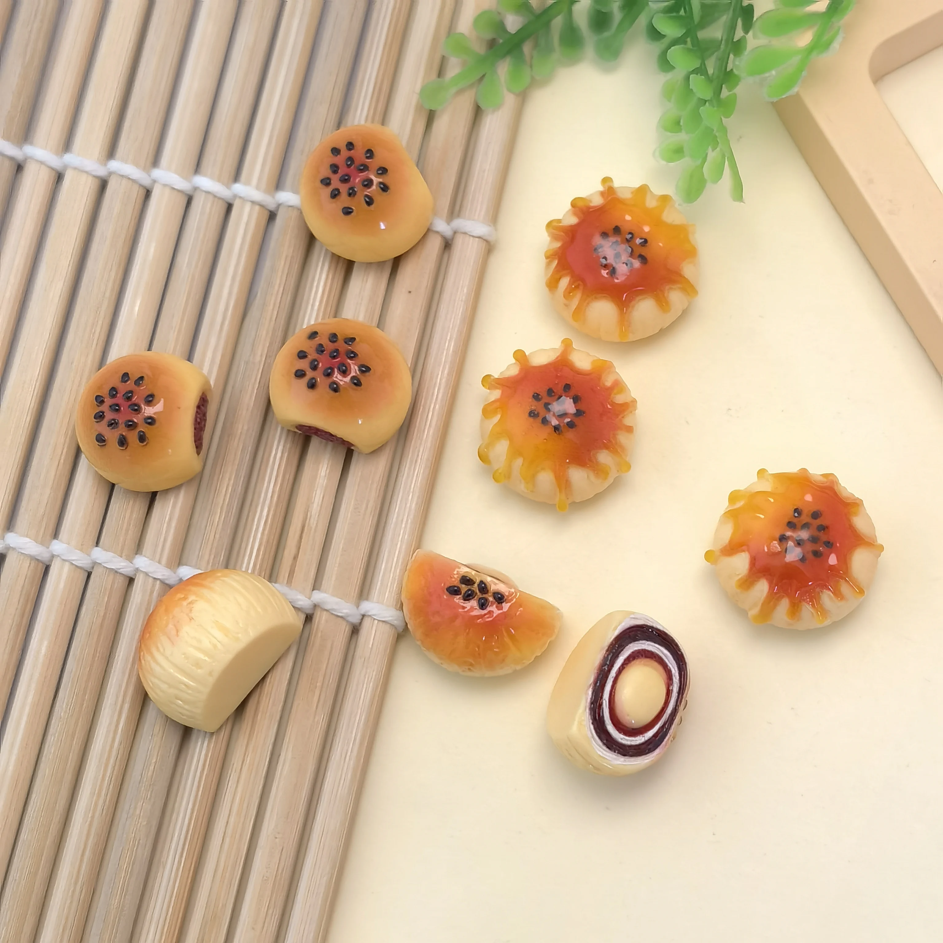 Miniature Dollhouse Bread Biscuit Snacks Model Food for Doll Pretend Play Kitchen Toy Accessories