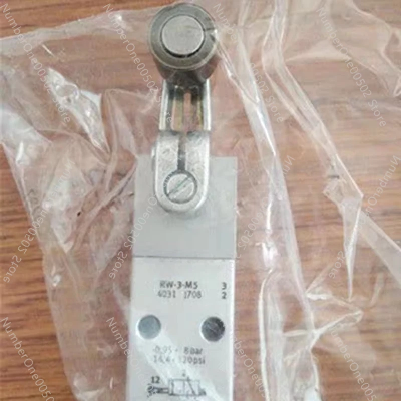 

RW-3-M5 RW-O-3-1-8 Rotary Lever Valve O4031 Machine Control Valve M5 Port Two Three way Valve