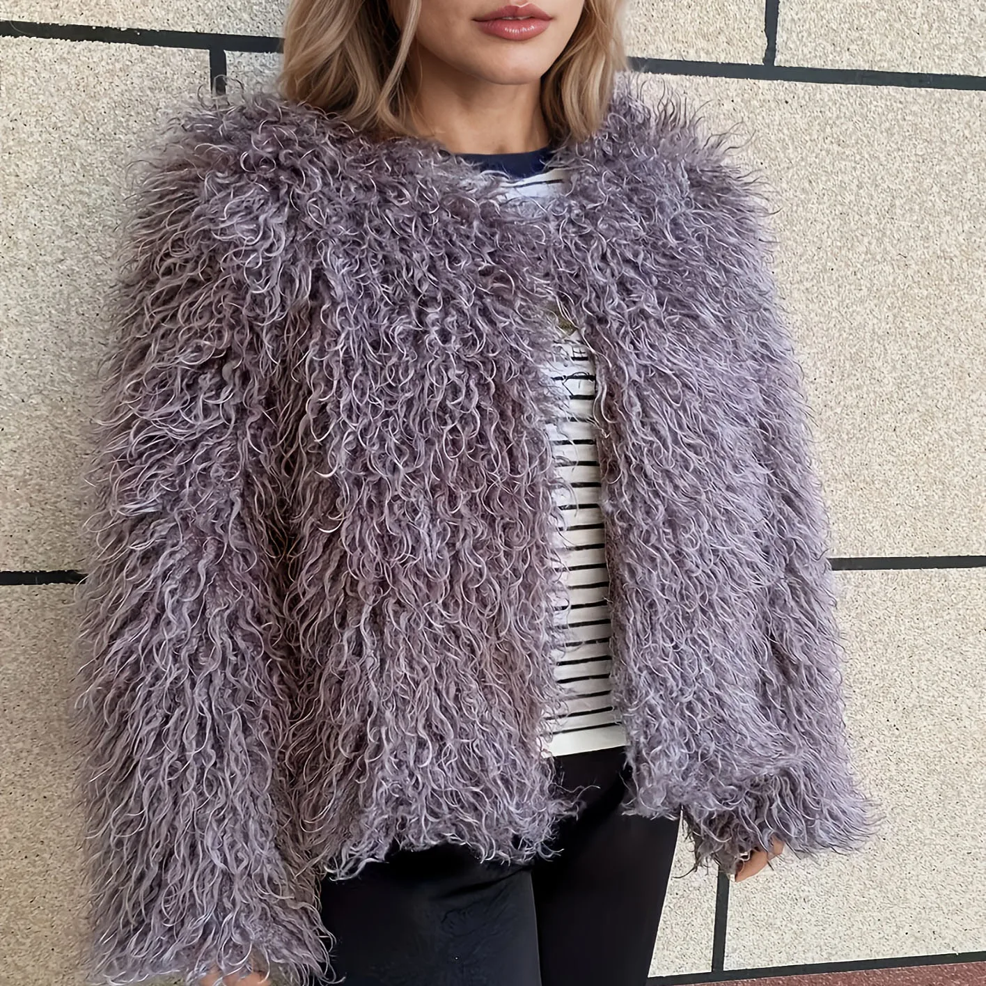 

Women's imitation Mongolian fur coat Faux fur coat autumn and winter fashion artificial fur jacket