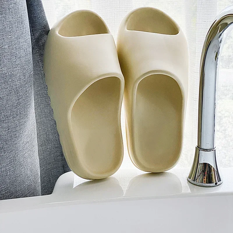 New Hot Coconut Slippers Cloud Thick-soled Sandals Summer Fashion Soft Bottom Beach Men Slippers Women's Sandals EVA Slides
