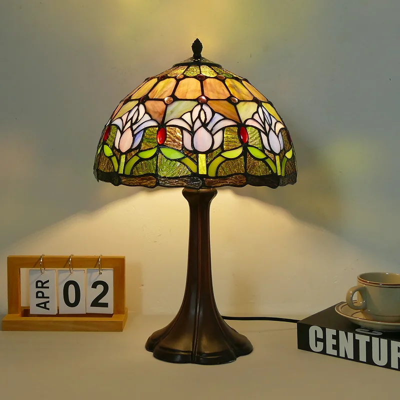 

European-style American children's room boys and girls bedside decorative lamps LED bulbs Eye protection Learning desk lamps