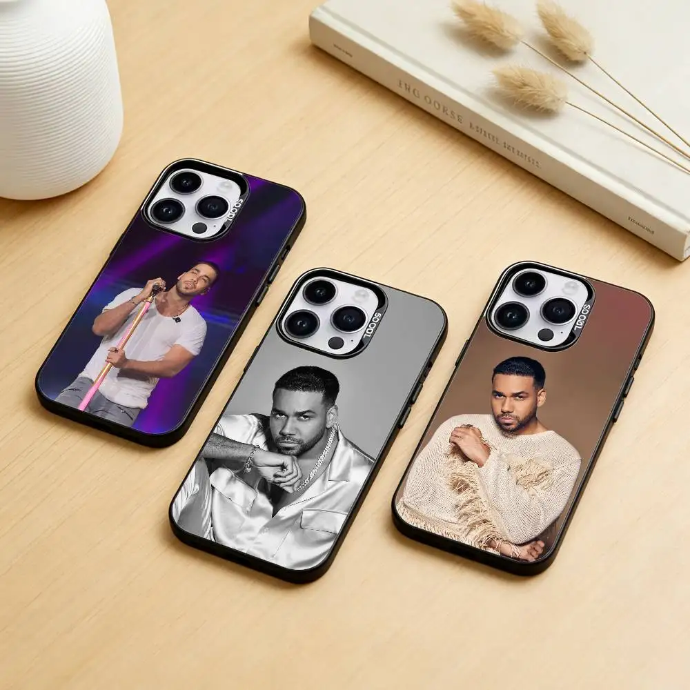 

Singer Romeo Santos Phone Case For iPhone 17,16,15,14,13,12,11,Pro Max,Plus Candy Silver Cover