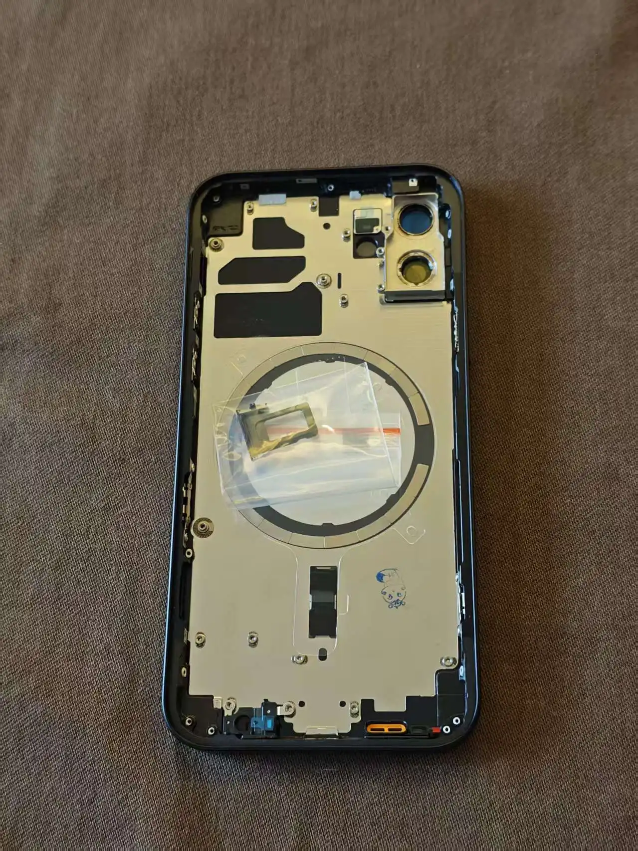 Happy Sale for IPhone12 Frame/Housing Whole Sale - Back Glass Included with Button & SIM Tray - Mesh And Mag Net Features