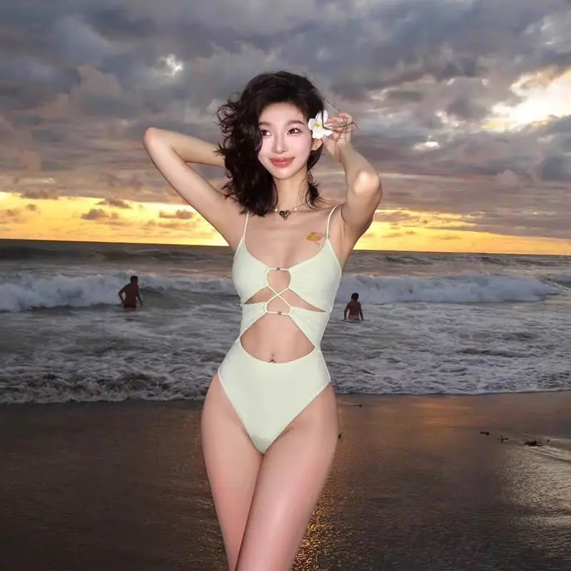 Vintage Aesthetic One Piece Swimsuit Women Light Green Cutout Criss Cross Spaghetti Strap Cute Monokini Swimwear Beach Outfits