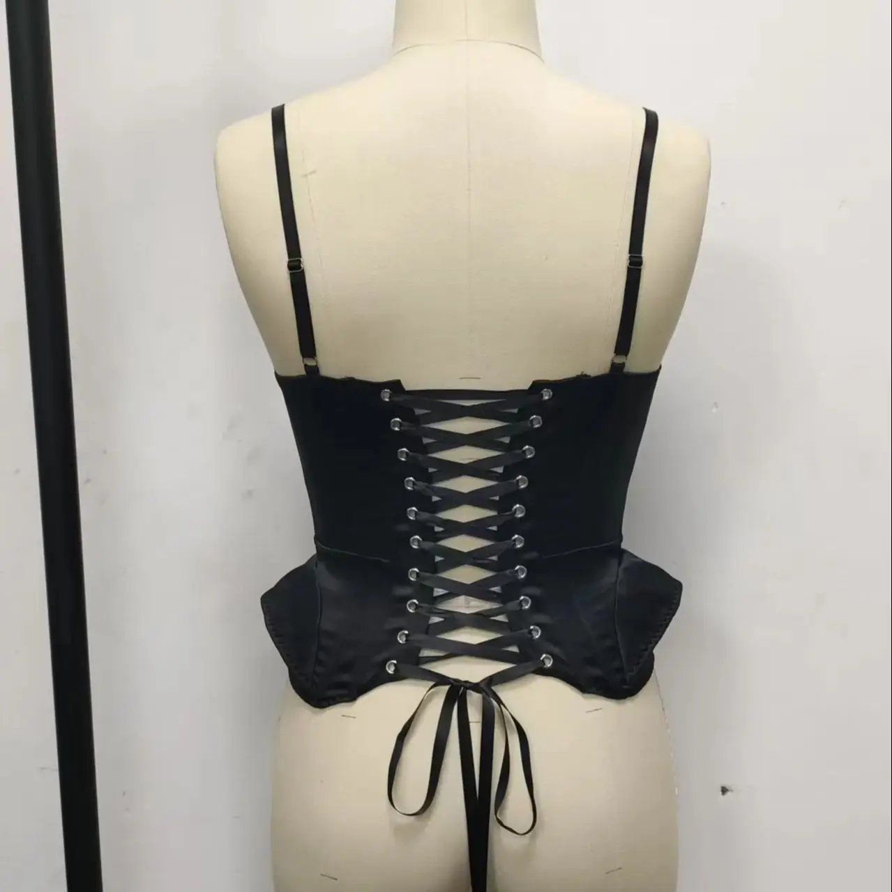 Irregular Hem Corset Crop Tops Women Elegant Lace Up Sleeveless Halter Sexy Bustier Camisole Streetwear Vest Slim Short Tank Top