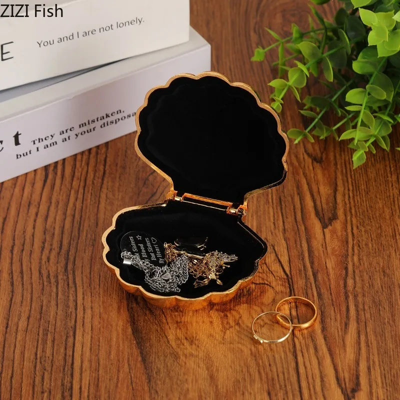 Metal Shell Jewelry Box Flip Cover Storage Box Jewelry Organizer Display Stand Decorative Boxes Necklace and Ring Boxes Tray