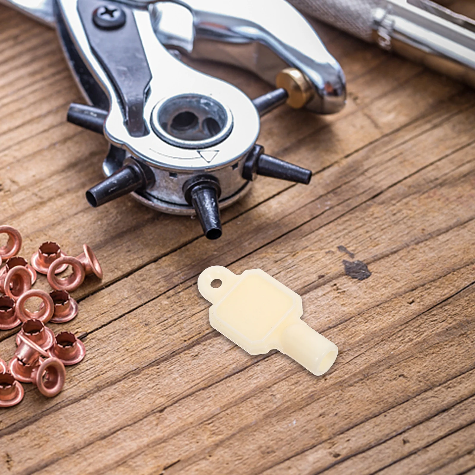 

Toilet Paper Dispenser Key Replacement Paper Towel Holder Large Roll Durable Plastic Tissue Dispenser Commercial Soap Opener Key