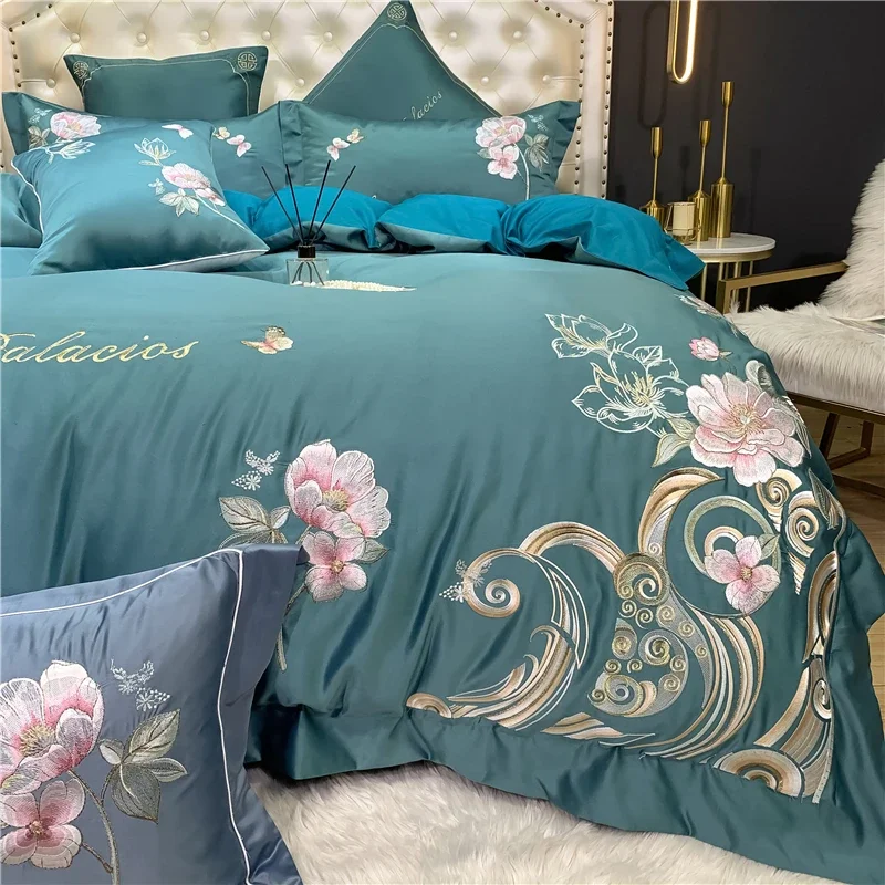 Four-piece cotton new wedding Chinese style color flower embroidery quilt cover skin-friendly bedding autumn and winter models