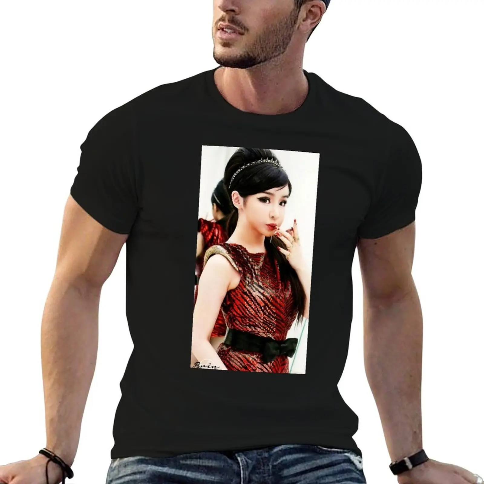 Camiseta 2NE1 Park Bom, camiseta para hombre, camisetas 100% de algodón de marca de lujo para hombre, camisetas divertidas de algodón, camiseta de humor oscuro