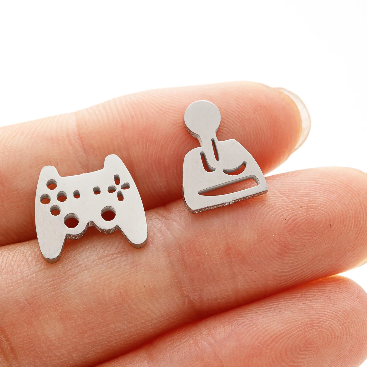 1 Pair Stainless Steel Gamepad Stud Earrings Game Controller Earings Women Joystick Game Boy Jewelry Earring Oorbellen