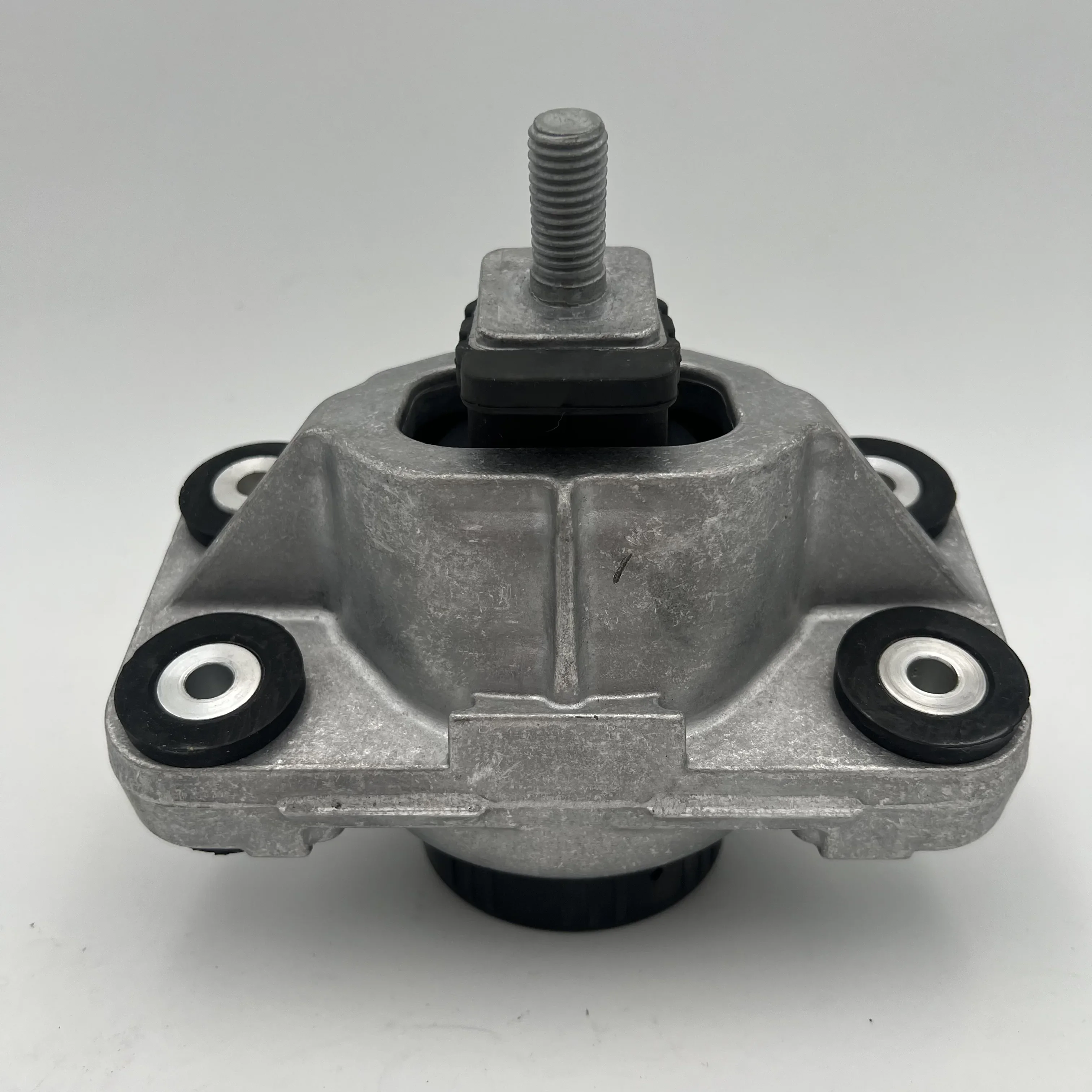 

L405 3.0L V6 Engine Mounting LR051516 LR057721 LR056670 for Land Rover Range Rover Vogue 2013- Range Rover Sport 2014