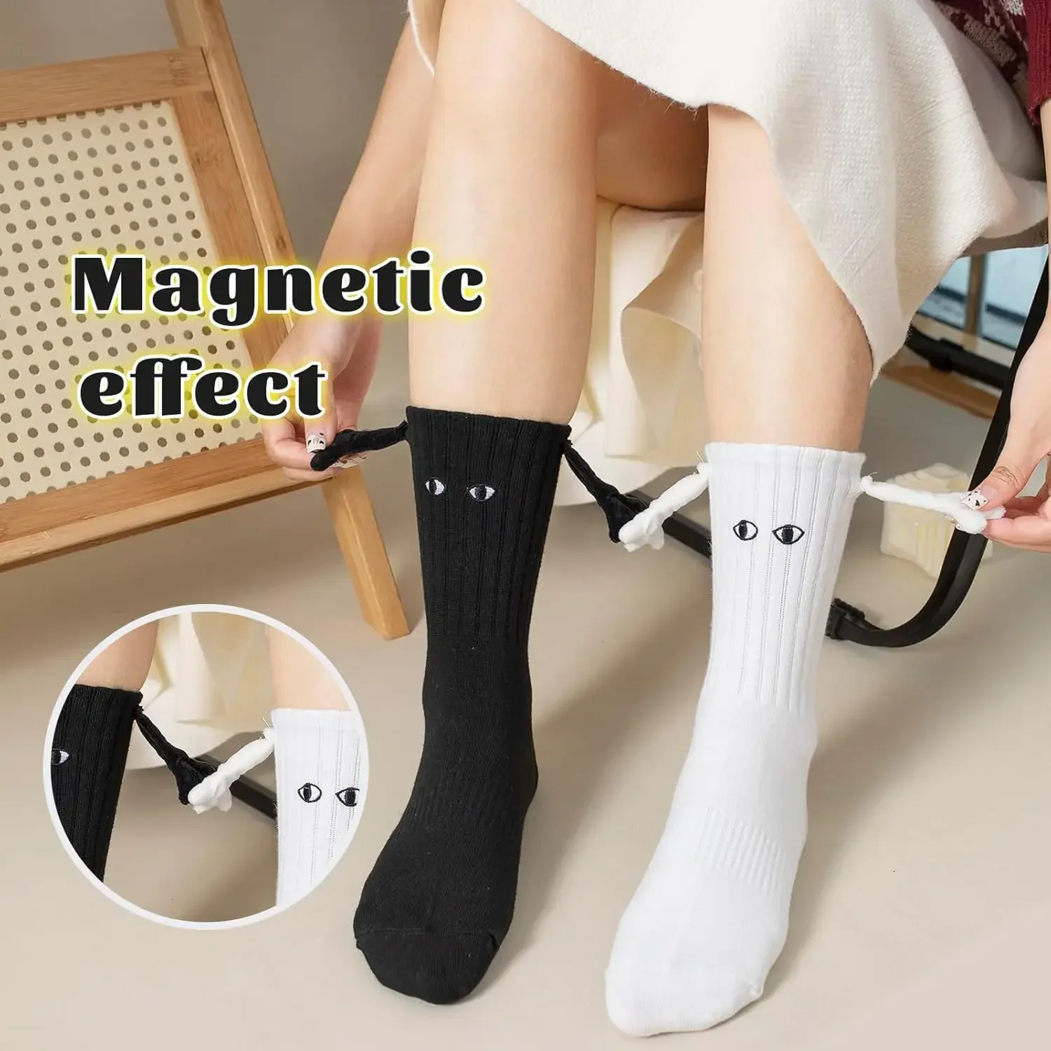 

Magnetic Hand-in-Hand Socks Couple Socks 3D Cute Hand-in-Hand Playful Sticker Socks Autumn/Winter Mid-Calf Long Socks