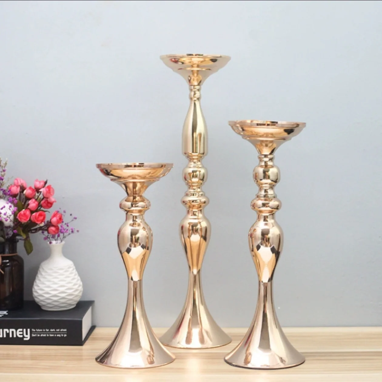 10pcs/lot Gold Silver Candle Holders Flower Vase Candlestick Wedding Decoration Table Centerpiece Flower Rack Road Lead Home