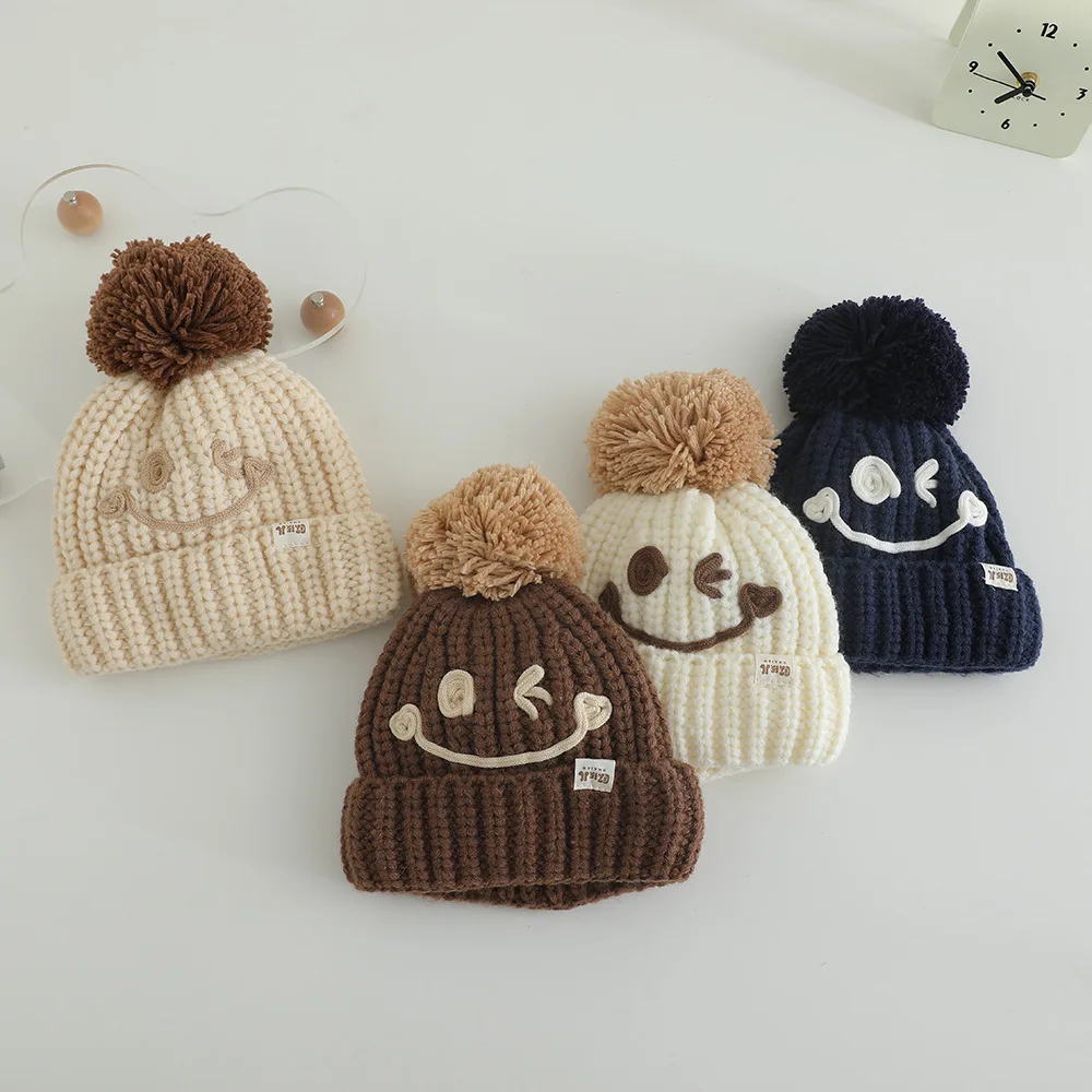 

Autumn Winter Kids Boys Girls Knitted Hats Lovely Smile Pattern Baby Beanies Thicken Soft Warm Children Ear Protection Caps