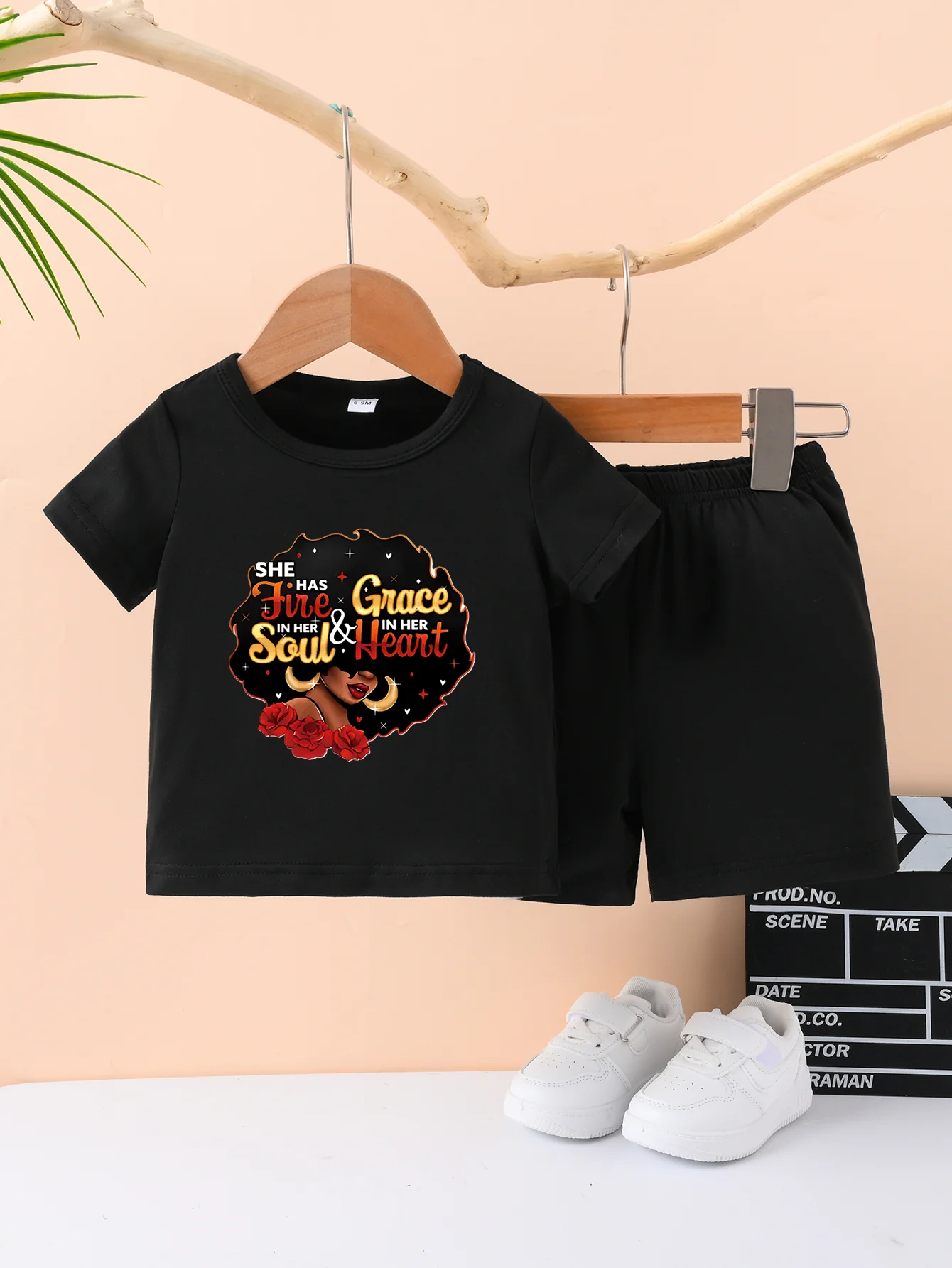 Summer New Male And Female Baby Short Sleeve Black T-Shirt Round Neck Pullover Top +  Casual shorts