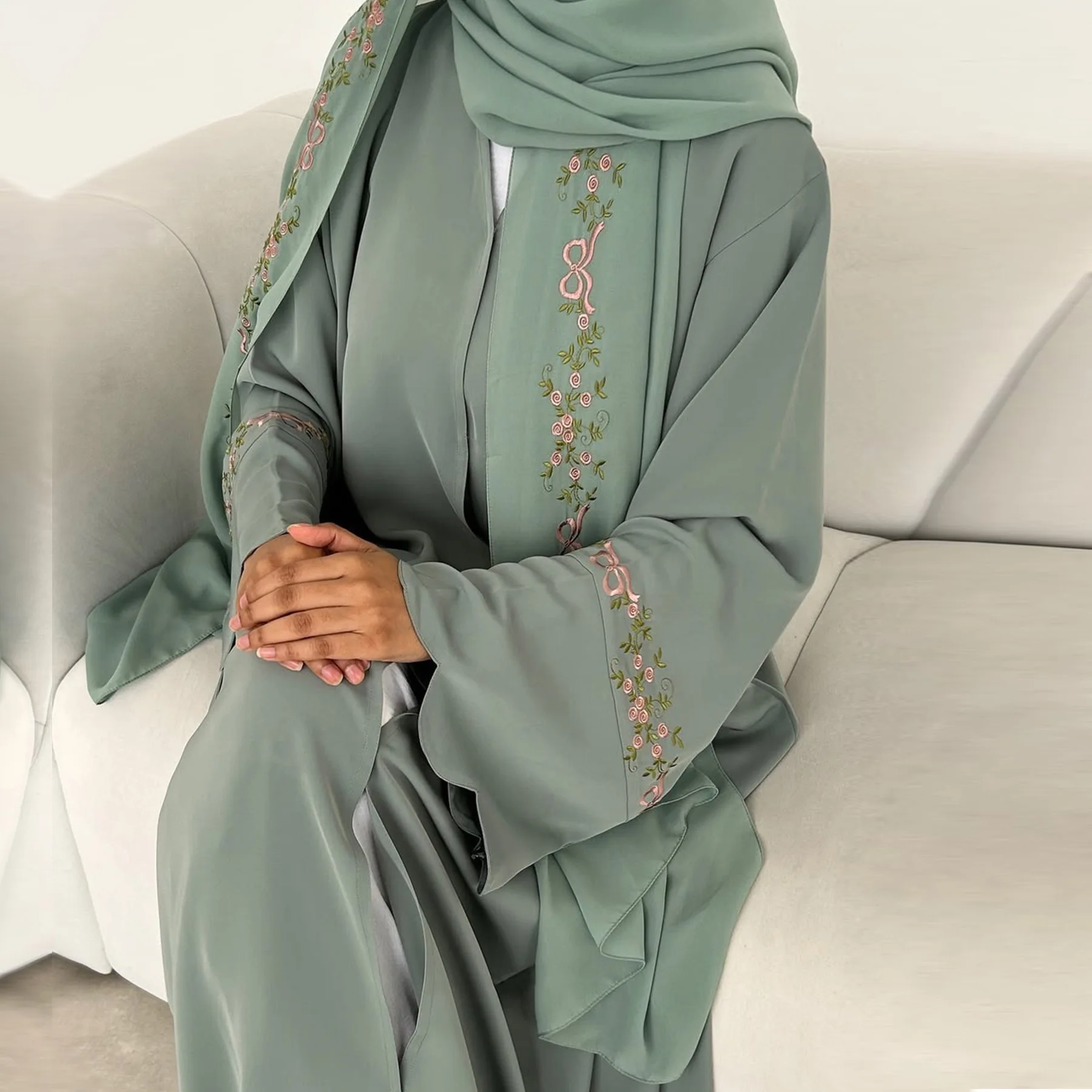 Dubai Abaya Manufacturer Islamic Clothing Abaya Women's Dresses Front Embroidery Abaya and Hijab 2PCS Set Summer EID
