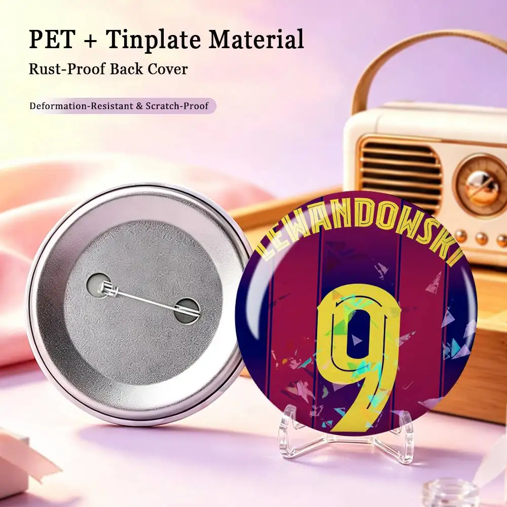 Football 9 R-Robert L-Lewandowski Custom Tinplate Round Button Badge Pins Brooches