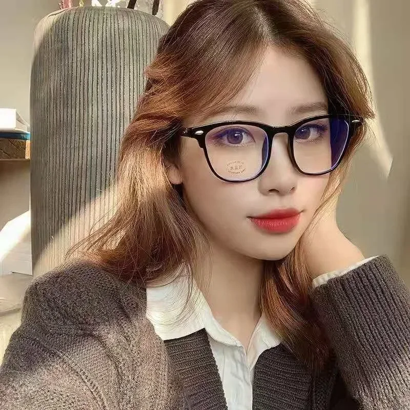 Retro Oval Frame Glasses UV Protection Anti Blue Light Flat Light Glasses Men and Women Optical Spectacle for Vacation