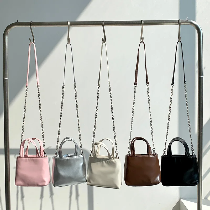 

Silver Metallic Women Handbags Light Soft Shoulder Bag High Quality Designer Bags Chains Crossbody Bags for Women Bucket Bag New