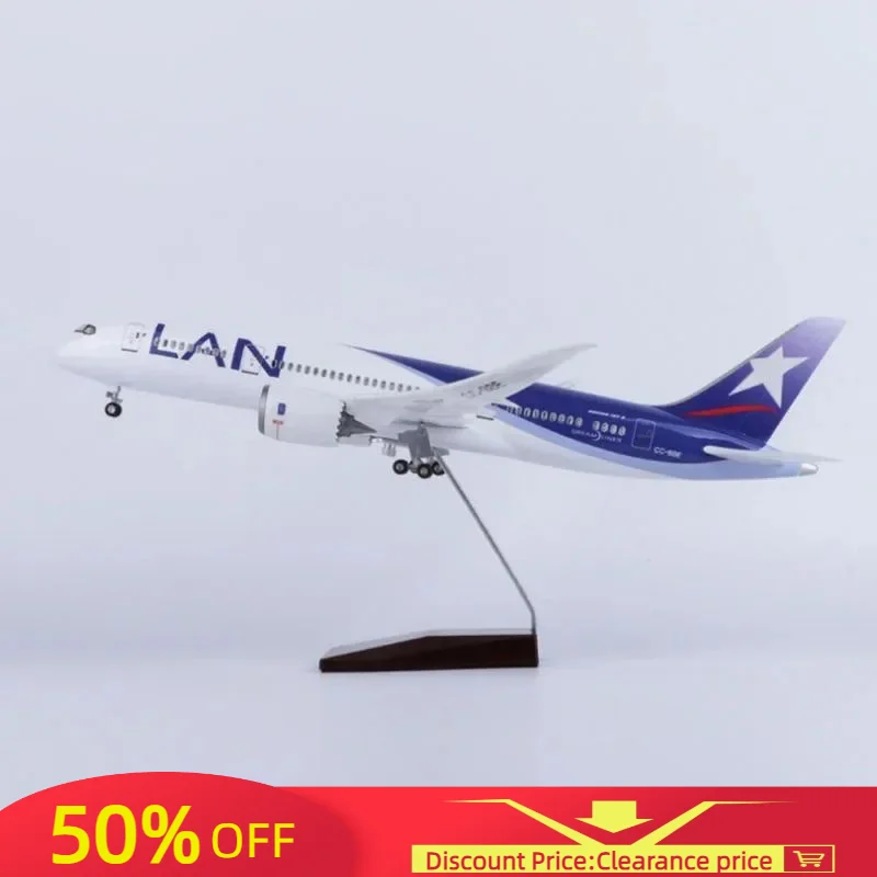 

47CM Chile LAN Airline Airplane Model Toy 787 B787 LANChile Dreamliner Aircraft 1/130 Plastic Resin Replica Plane For Collection